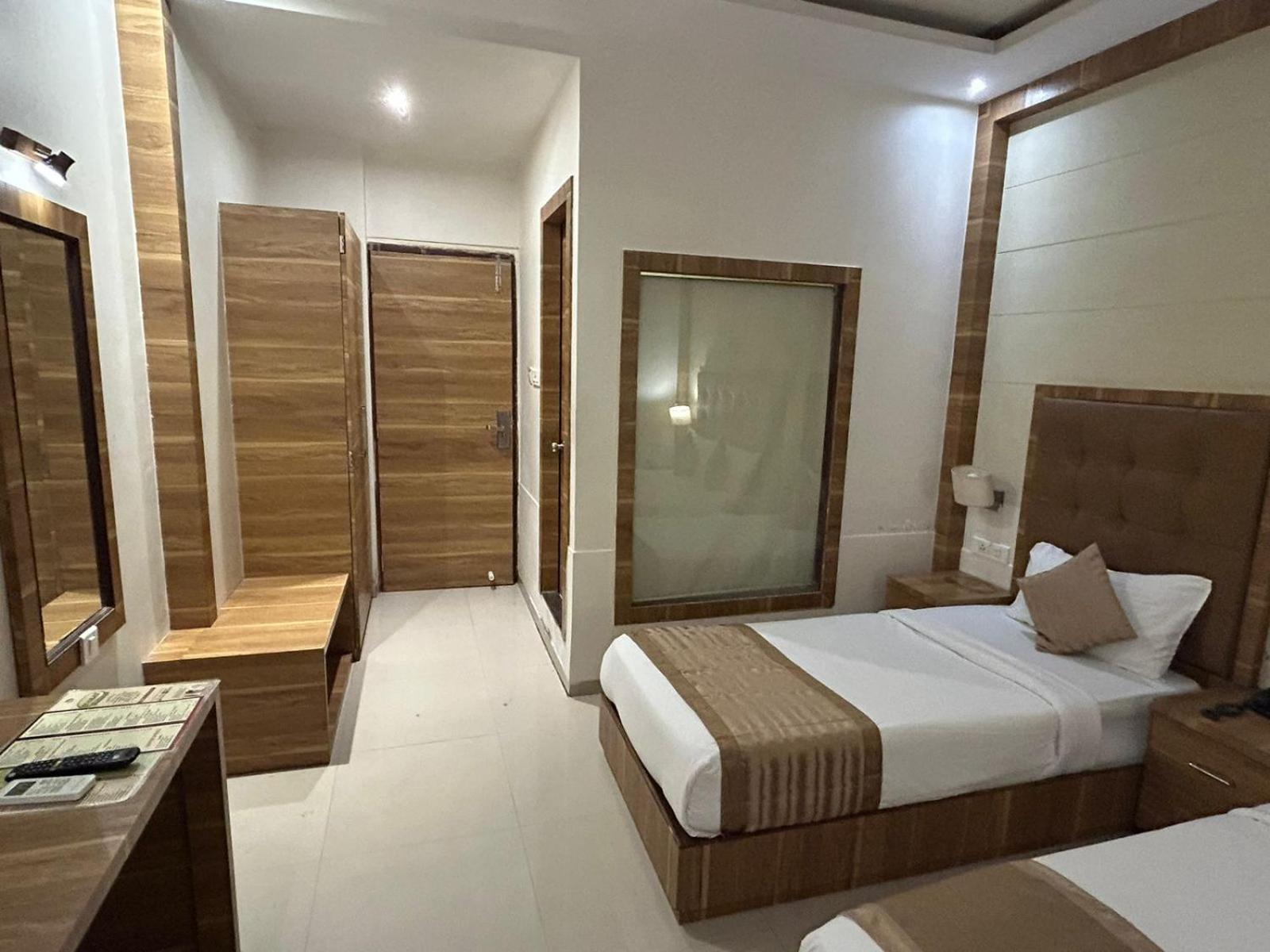 Hotel Bkc Mannat Bombay Exterior foto